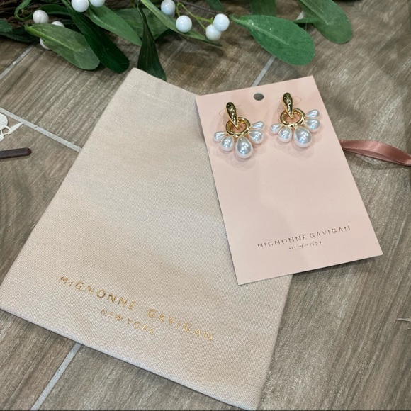 Mignonne gavigan freshwater pearl drop earrings - Picture 3 of 6